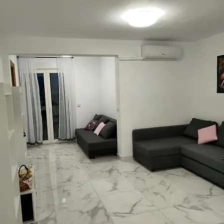 Flamingo Z Basenem * Torrevieja